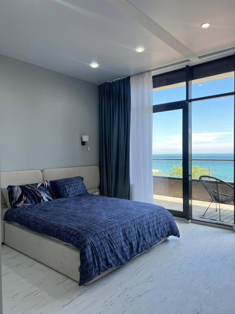 Magnit Apartments У Самого Моря Odessa Esterno foto